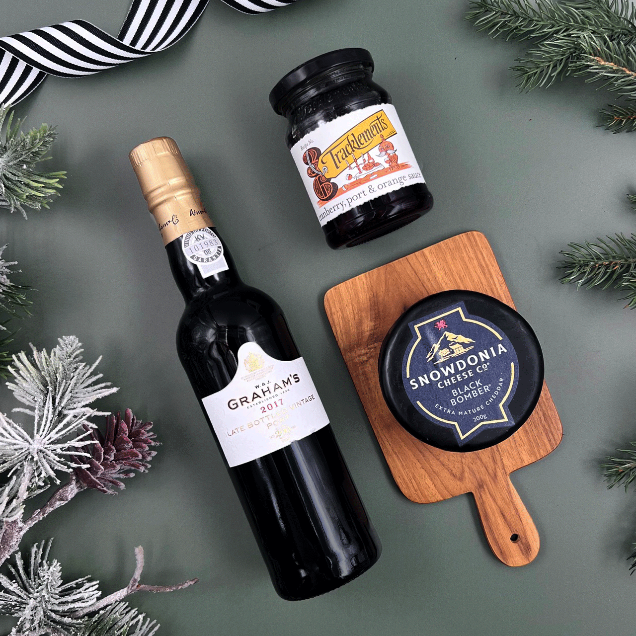 The Christmas Port & Cheese Hamper