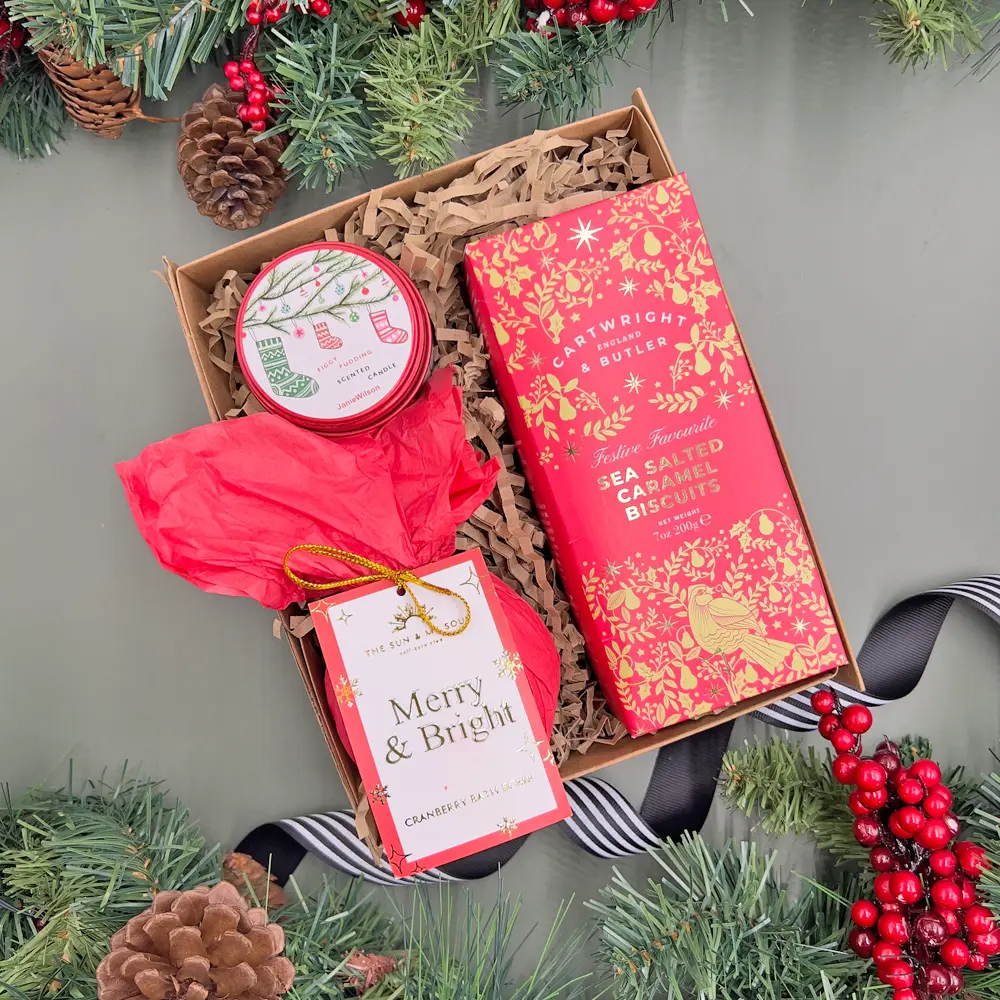 The Merry & Bright Relaxing Christmas Gift Box